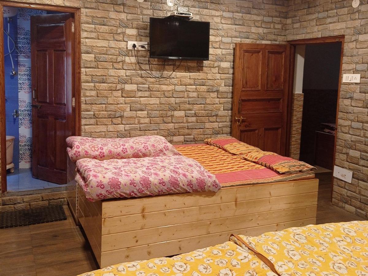 Mehdudia Guest House Shimla Extérieur photo
